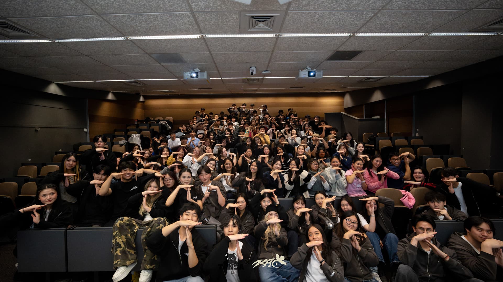 TANSA X KAC: World Tour photo 6