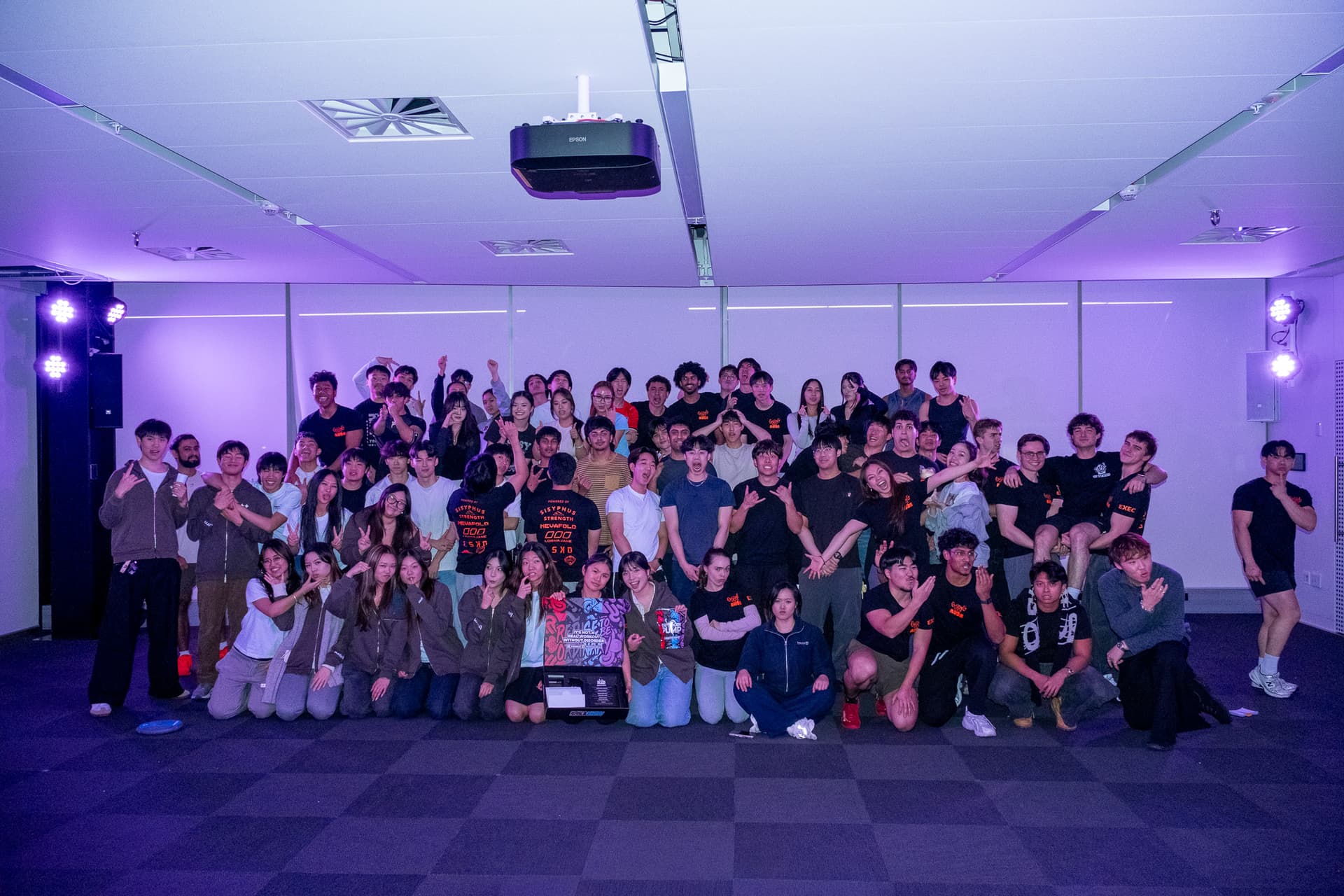 TANSA X AUSS - Physical: Taiwan photo 2