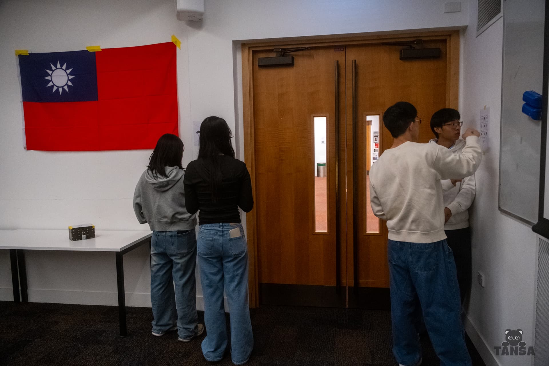 TANSA Escape Room: Lost in Taipei Station photo 9